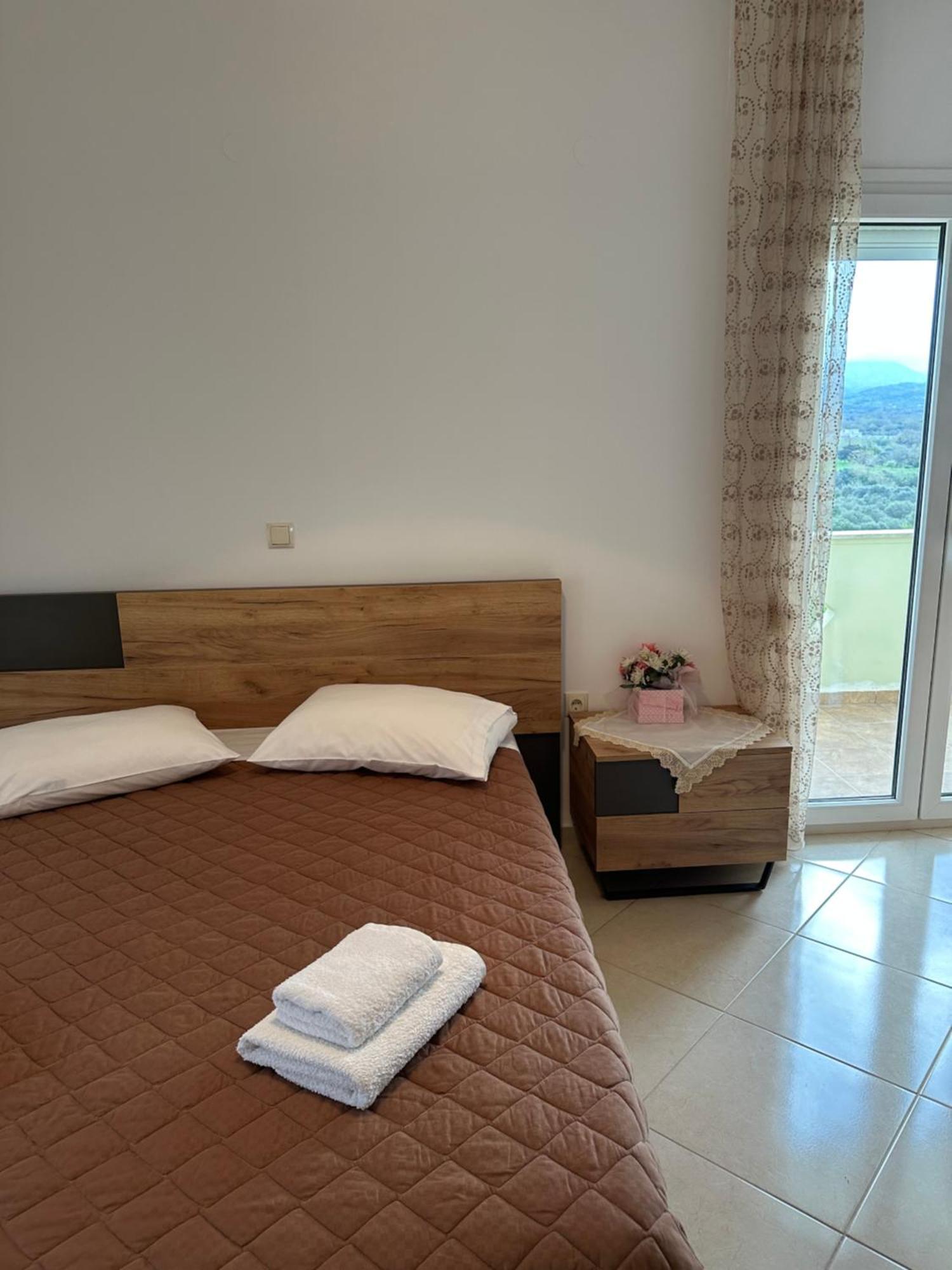Breeze Holiday Home Koxare Екстер'єр фото